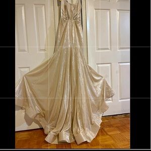 Royal Queen prom gold dress